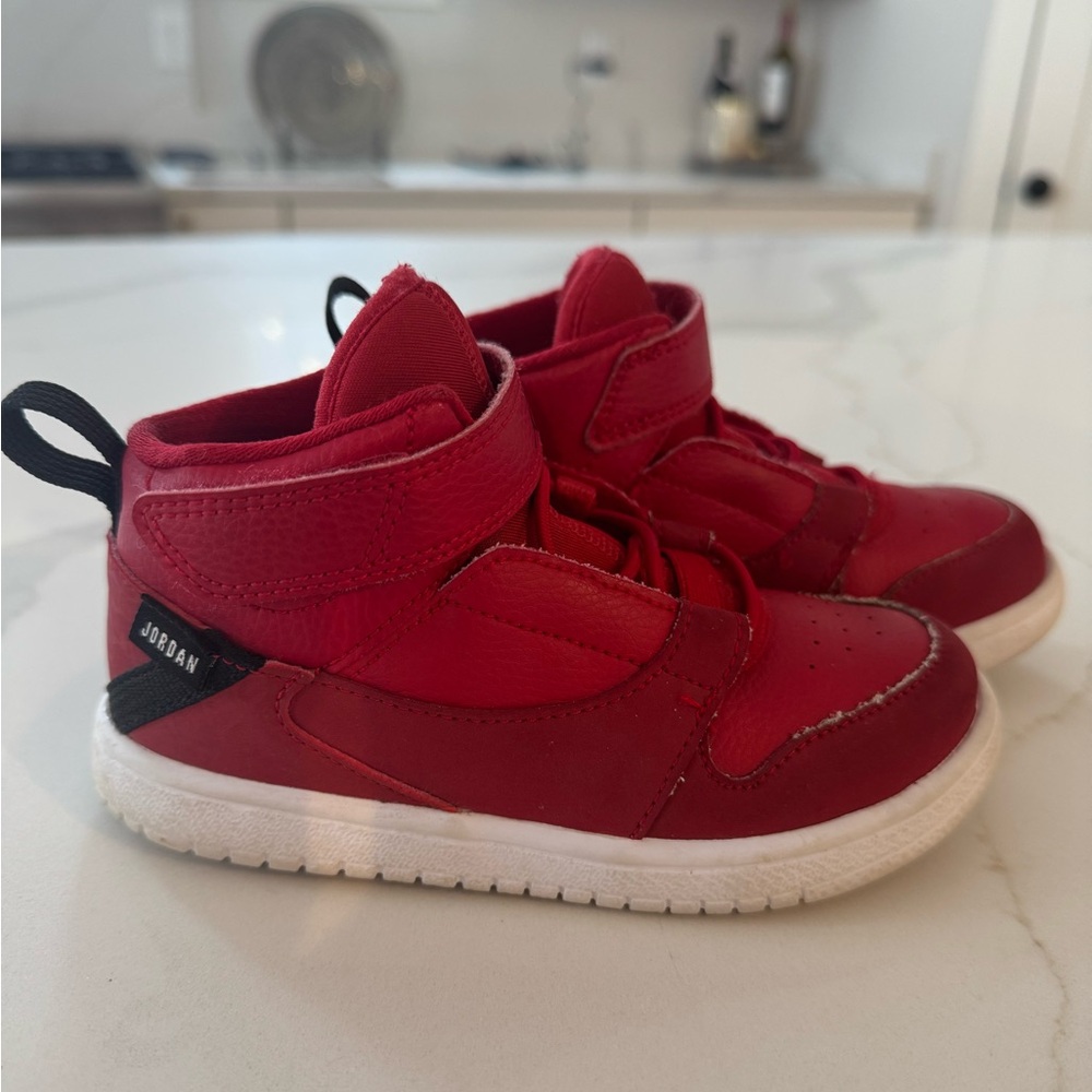 Jordan Fadeaway Toddler Sneakers, University Red, Size 10c